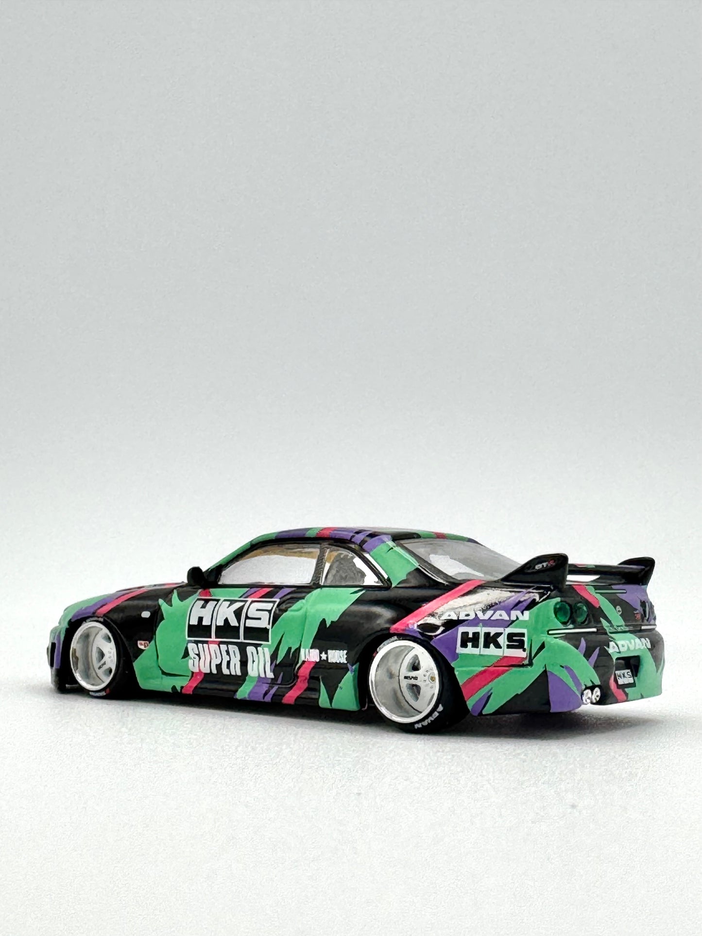KAIDO HOUSE MINI GT NISSAN SKYLINE GT-R R33 HKS V1