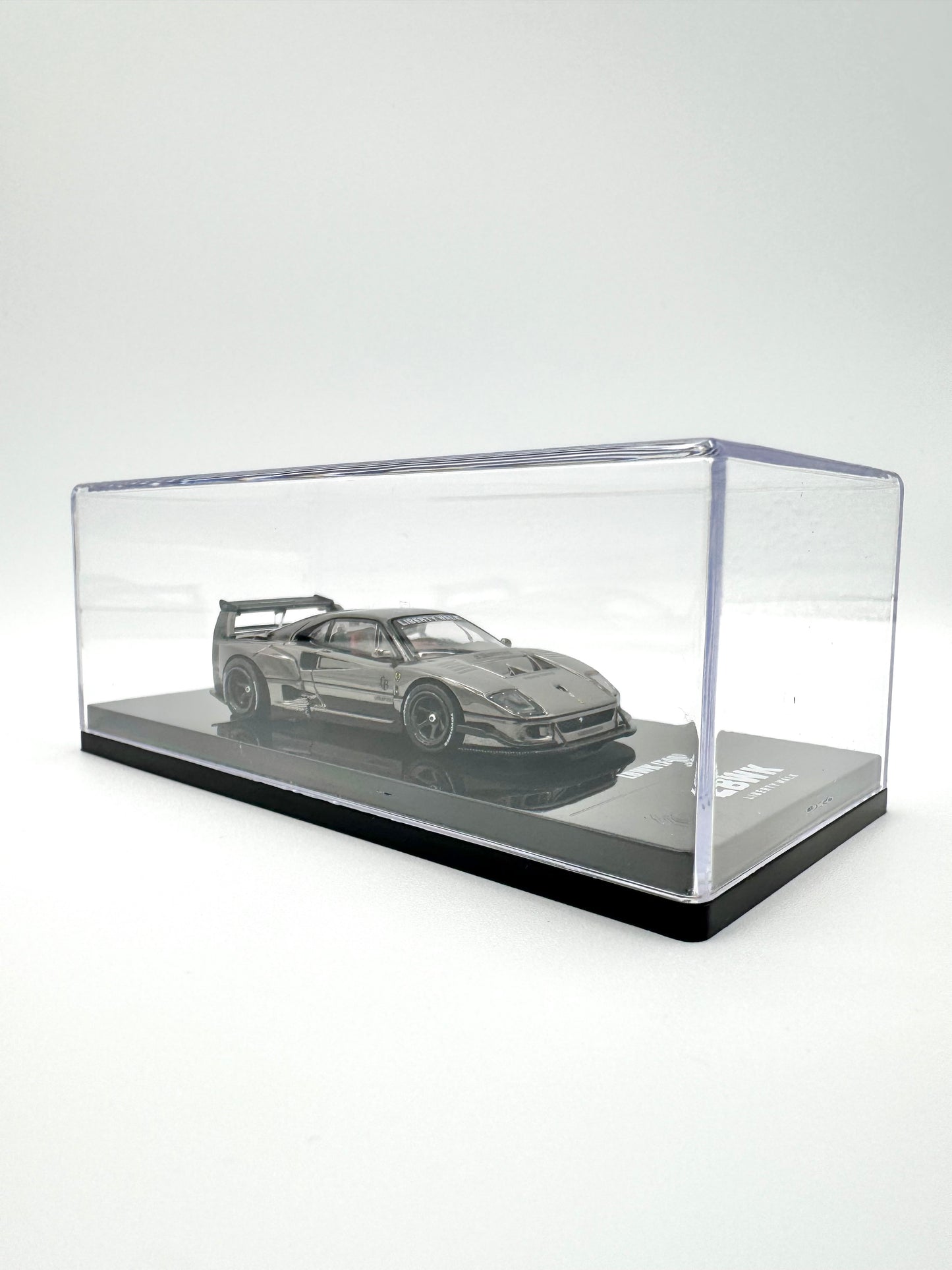 INNO 64 LBWK Ferrari F40 Black chrome