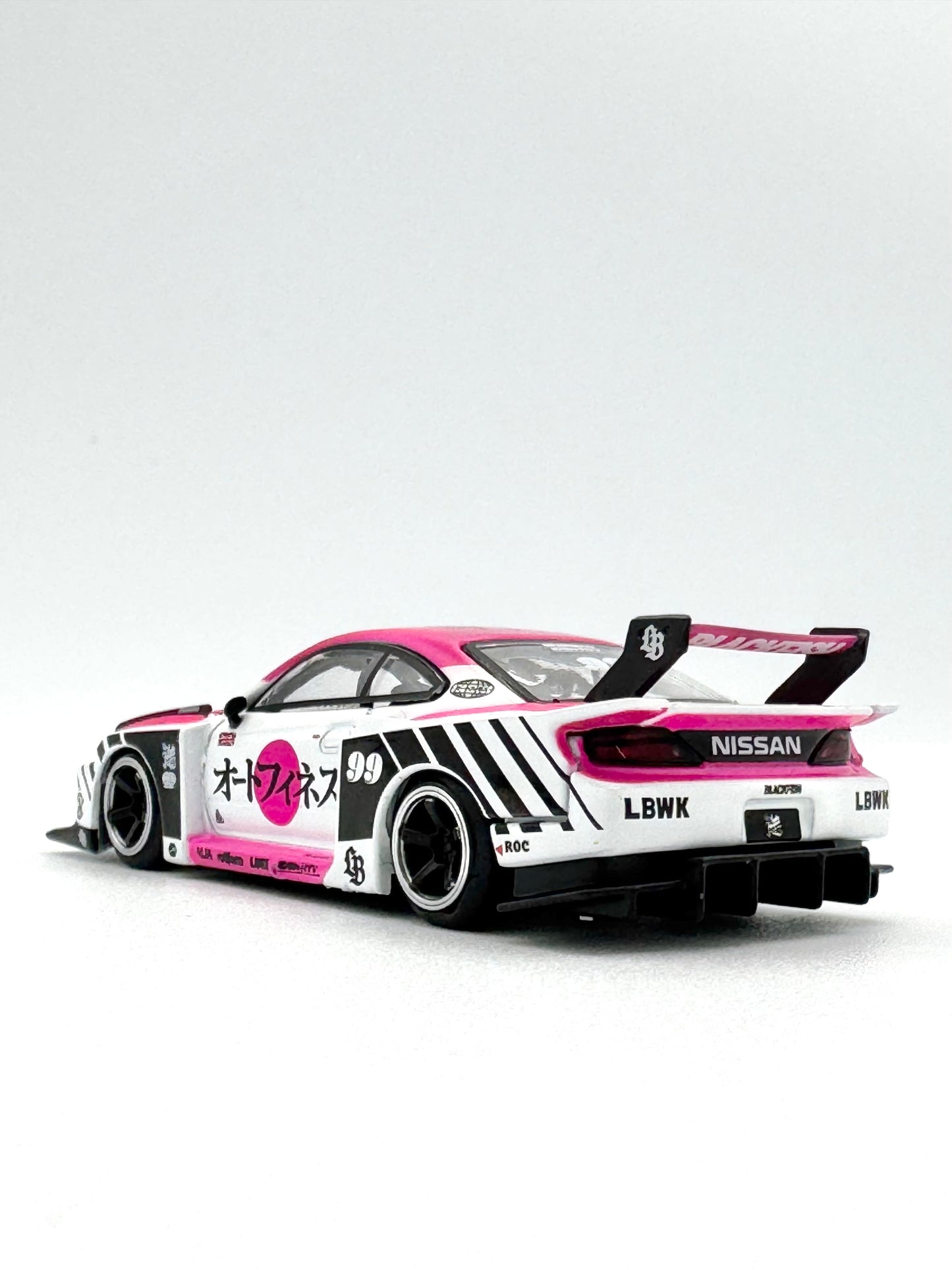 MINI GT Nissan Silvia S15 LB-Super Silhouette Auto Finesse SEMA 2023